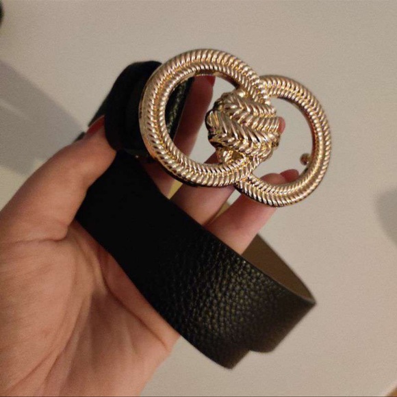 Vegan leather gold circle rope braided charm belt white - Picture 5 of 7